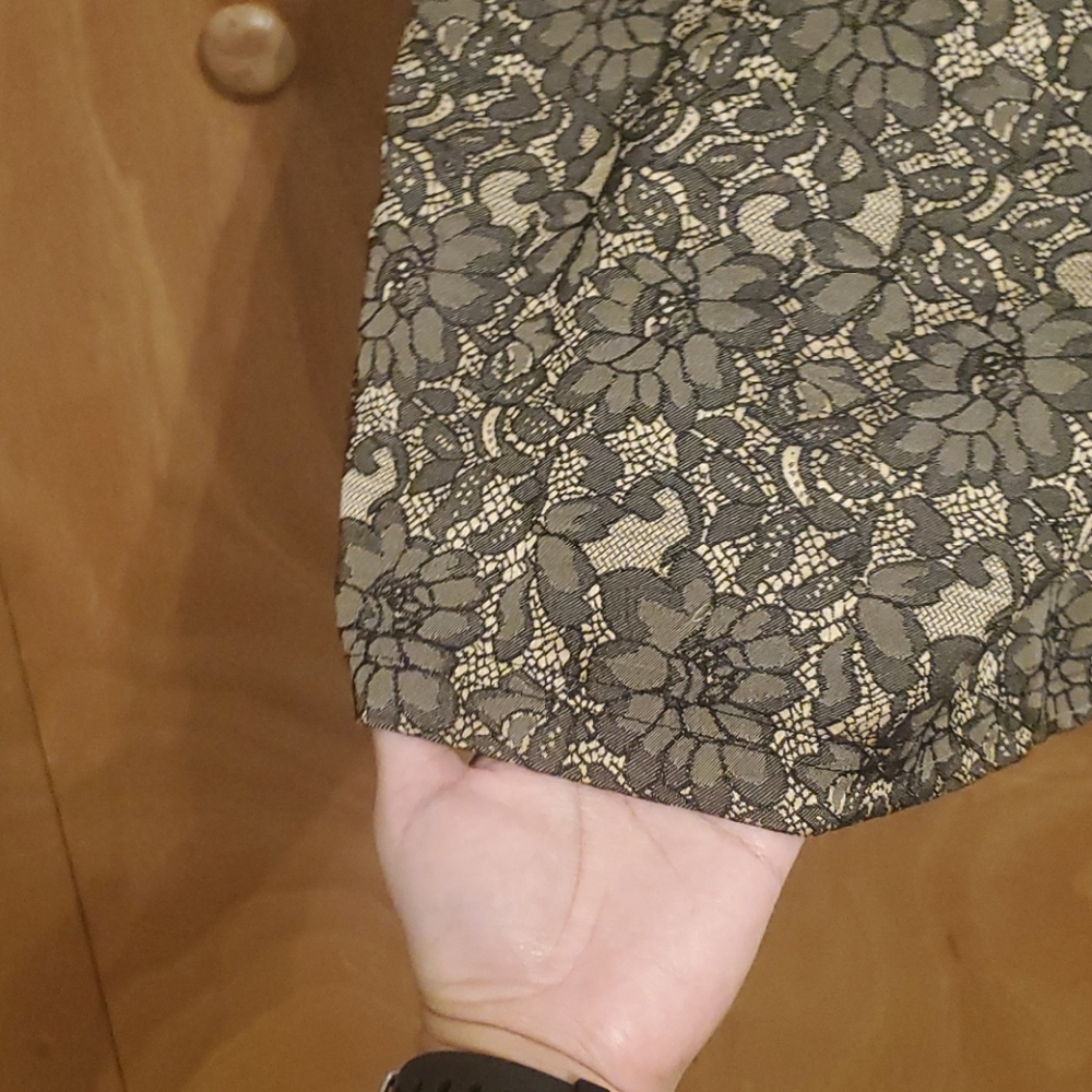 Dress - Picture 4 of 4
